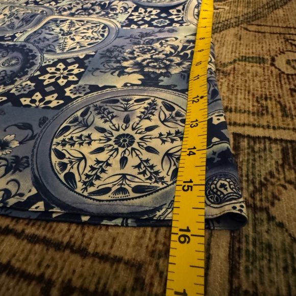 Floral vintage 80s Blue and Cream Skirt - Picture 6 of 10